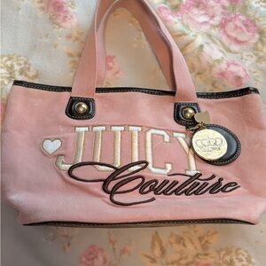 Vintage Juicy Couture Y2K velour light pink purse